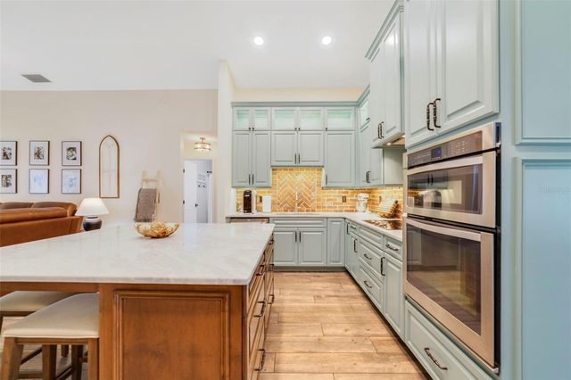 135 E 9TH STREET, Chuluota, FL 32766