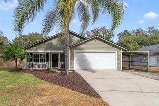 135 E 9TH STREET, Chuluota, FL 32766