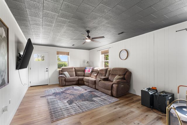 109 Scenic Hill Dr, Spring City, TN 37381