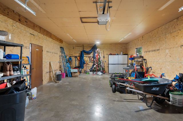 109 Scenic Hill Dr, Spring City, TN 37381