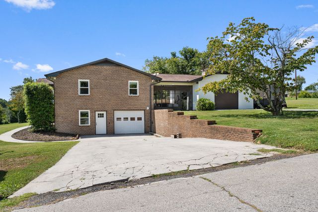 109 Scenic Hill Dr, Spring City, TN 37381