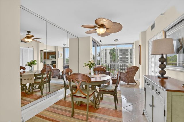 6805 Willow Wood Drive 5042, Boca Raton, FL 33434