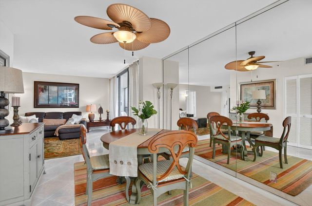 6805 Willow Wood Drive 5042, Boca Raton, FL 33434