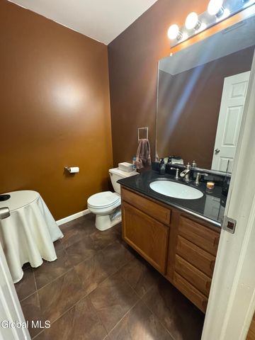 3 Buttercup Court, Waterford, NY 12188