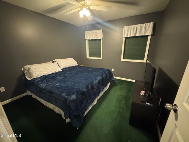 3 Buttercup Court, Waterford, NY 12188