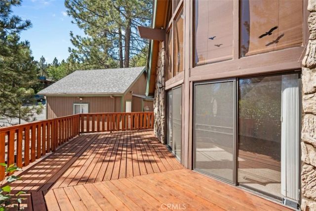5438 Desert View, Wrightwood, CA 92397