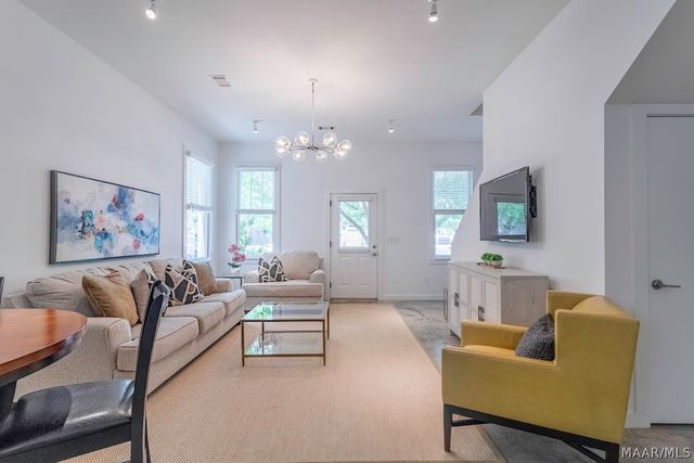 7764 LONG ACRE Street, Montgomery, AL 36116