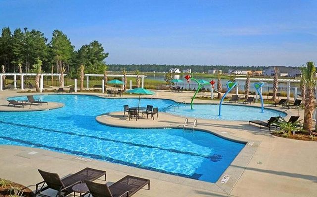 367 Pine Crest View Drive, Summerville, SC 29486