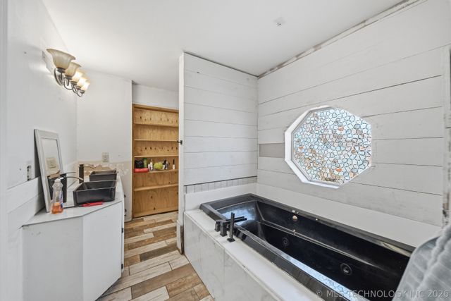 15601 S 4190 Road, Claremore, OK 74017