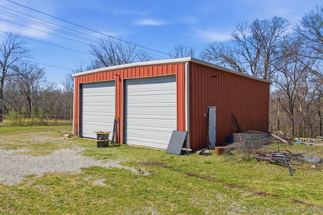 15601 S 4190 Road, Claremore, OK 74017