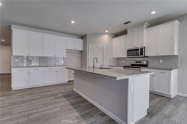 8400 Jean Anne Street, Bakersfield, CA 93314