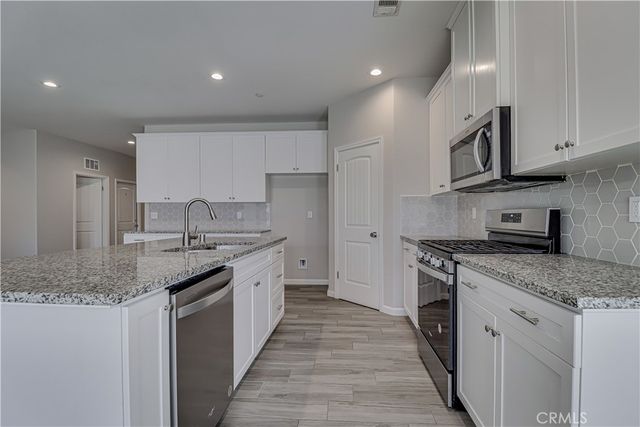 8400 Jean Anne Street, Bakersfield, CA 93314