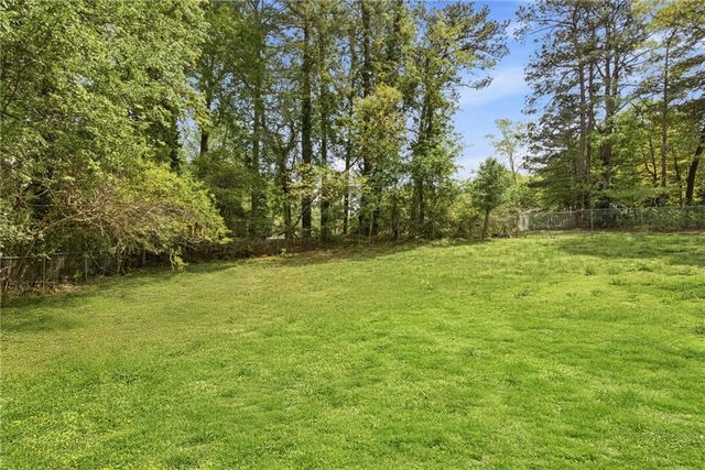 7170 Linda Drive, Lithia Springs, GA 30122