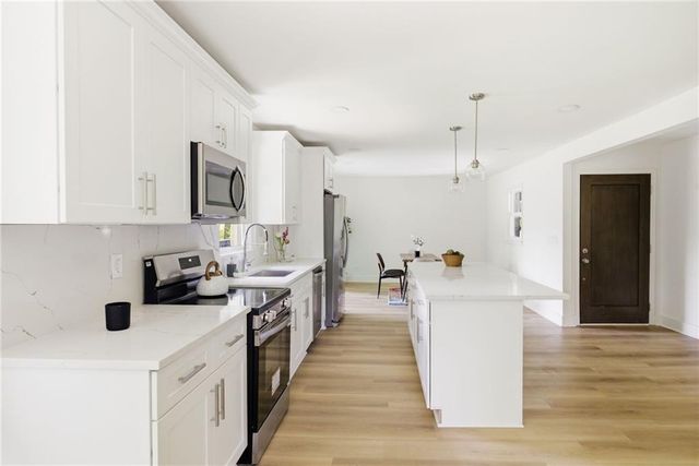 7170 Linda Drive, Lithia Springs, GA 30122