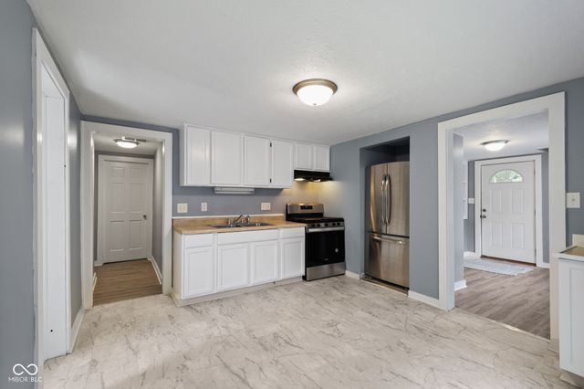 225 S 2nd Avenue, Beech Grove, IN 46107