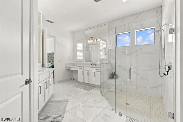 9201 Woodhurst DR, Naples, FL 34120