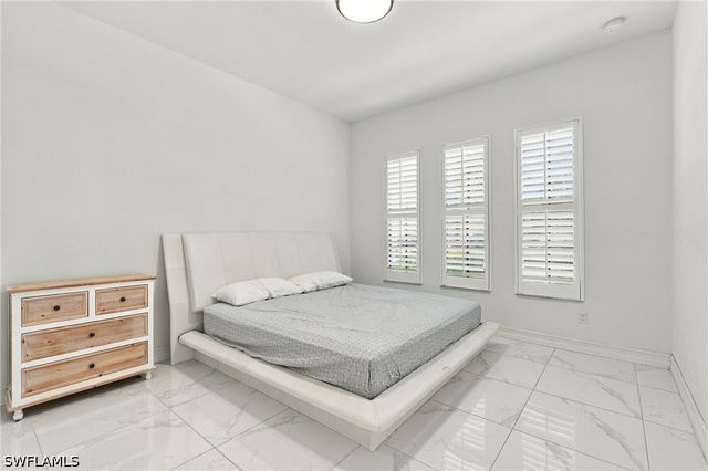 9201 Woodhurst DR, Naples, FL 34120