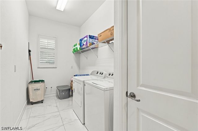 9201 Woodhurst DR, Naples, FL 34120