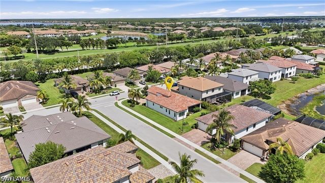9201 Woodhurst DR, Naples, FL 34120