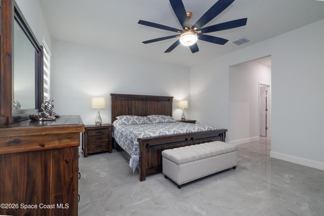 457 Tillman Avenue SW, Palm Bay, FL 32908
