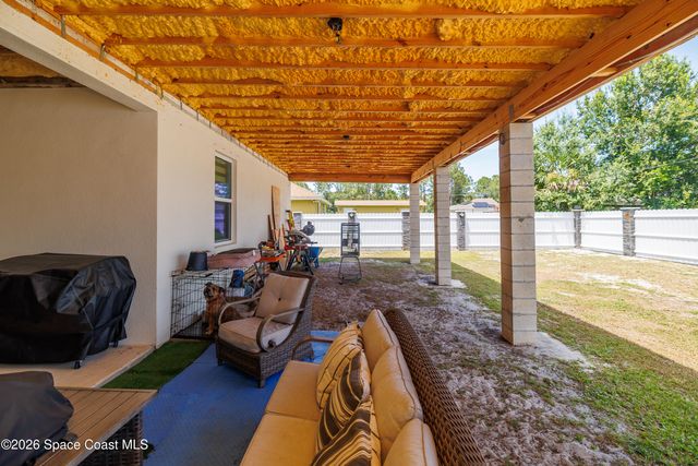 457 Tillman Avenue SW, Palm Bay, FL 32908