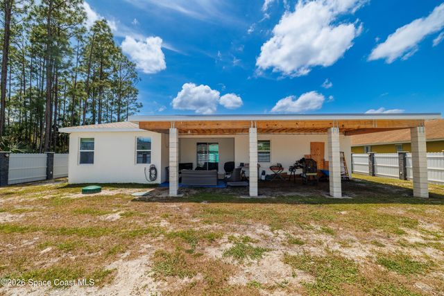 457 Tillman Avenue SW, Palm Bay, FL 32908