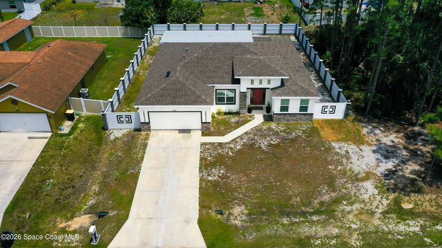 457 Tillman Avenue SW, Palm Bay, FL 32908