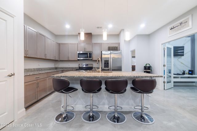 457 Tillman Avenue SW, Palm Bay, FL 32908