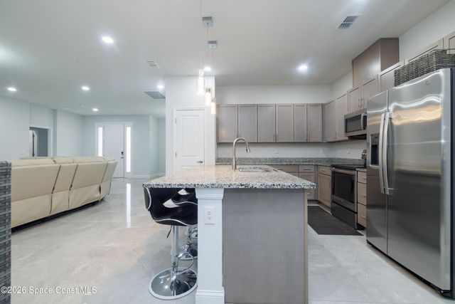 457 Tillman Avenue SW, Palm Bay, FL 32908