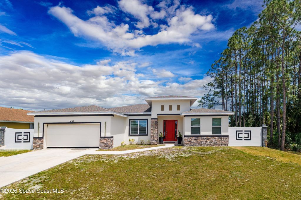 457 Tillman Avenue SW, Palm Bay, FL 32908