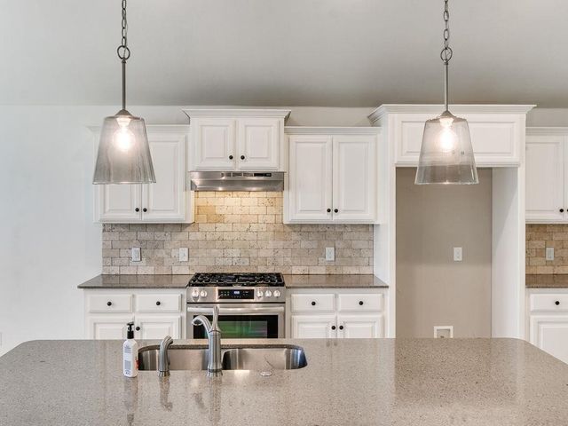 905 Ringwood Street, Norman, OK 73069