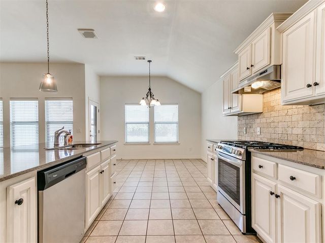 905 Ringwood Street, Norman, OK 73069