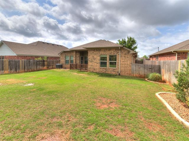905 Ringwood Street, Norman, OK 73069