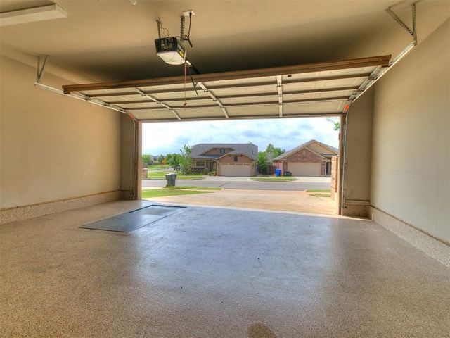 905 Ringwood Street, Norman, OK 73069