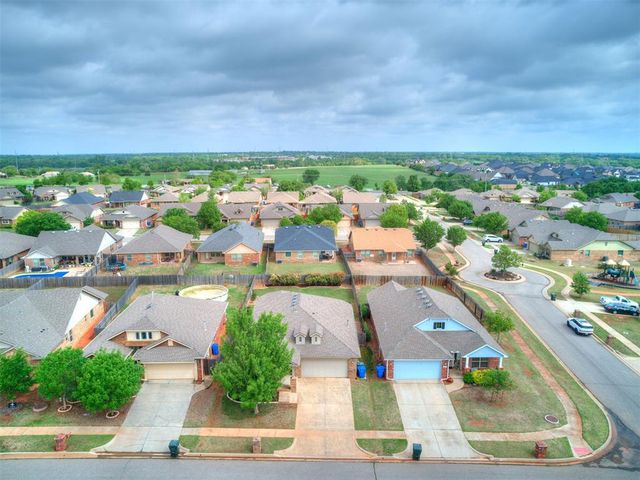 905 Ringwood Street, Norman, OK 73069