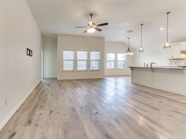 905 Ringwood Street, Norman, OK 73069