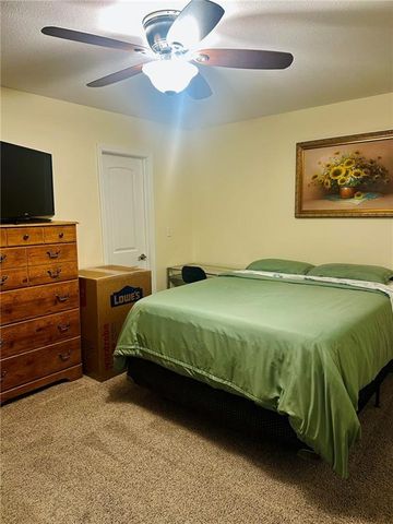 229 SE 141 st Road, Warrensburg, MO 64093