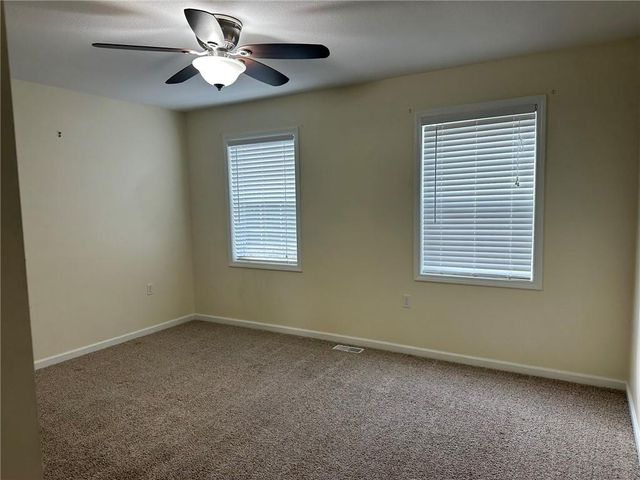 229 SE 141 st Road, Warrensburg, MO 64093