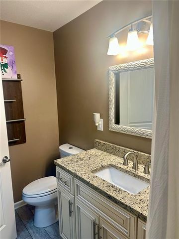 229 SE 141 st Road, Warrensburg, MO 64093