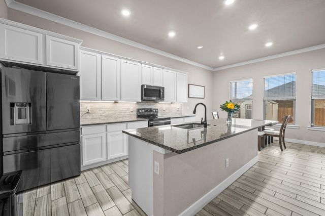 1923 140th Street, Lubbock, TX 79423