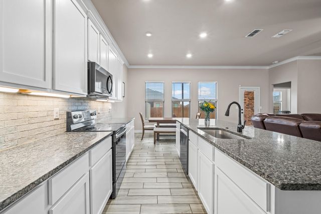 1923 140th Street, Lubbock, TX 79423