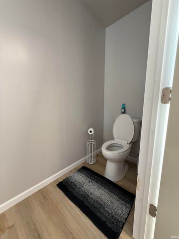 1418 W Clover Street, Jasper, IN 47546