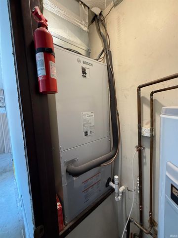 1418 W Clover Street, Jasper, IN 47546