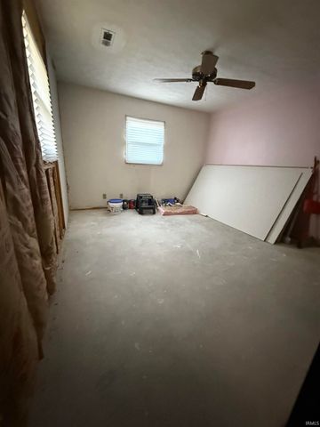 1418 W Clover Street, Jasper, IN 47546