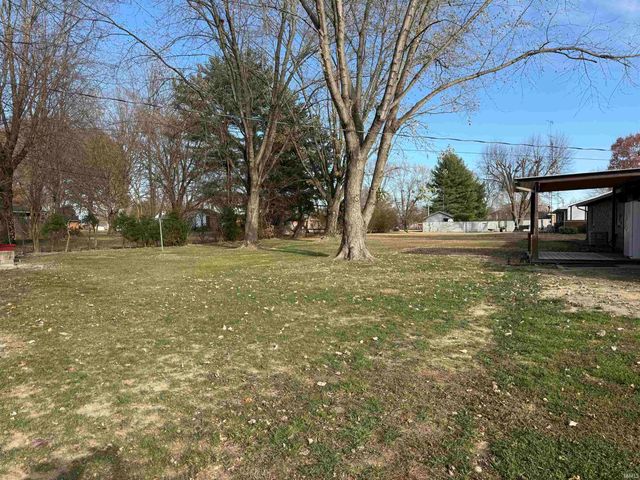 1418 W Clover Street, Jasper, IN 47546