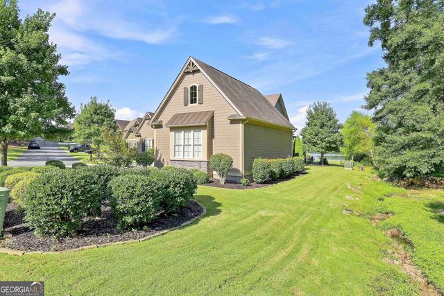 402 Vanderbilt Parkway, Newnan, GA 30265