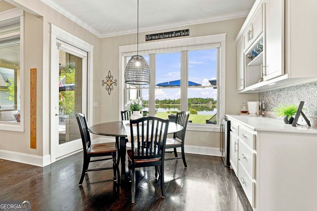 402 Vanderbilt Parkway, Newnan, GA 30265