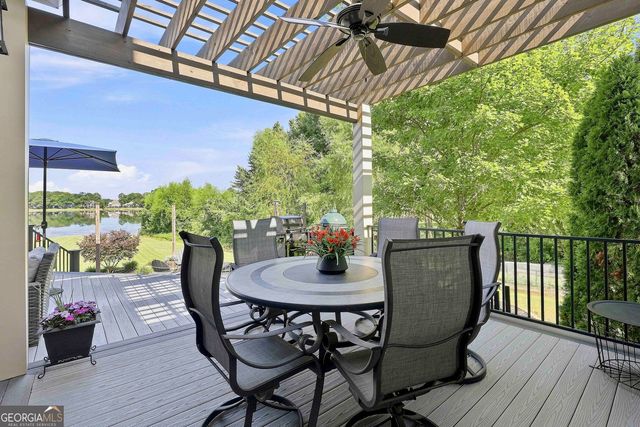 402 Vanderbilt Parkway, Newnan, GA 30265