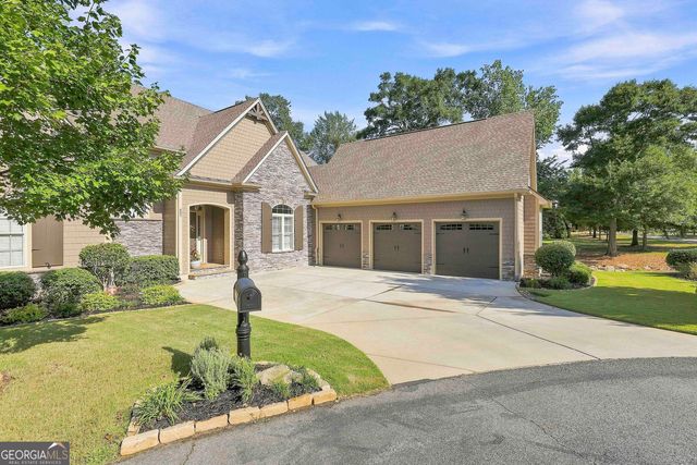 402 Vanderbilt Parkway, Newnan, GA 30265