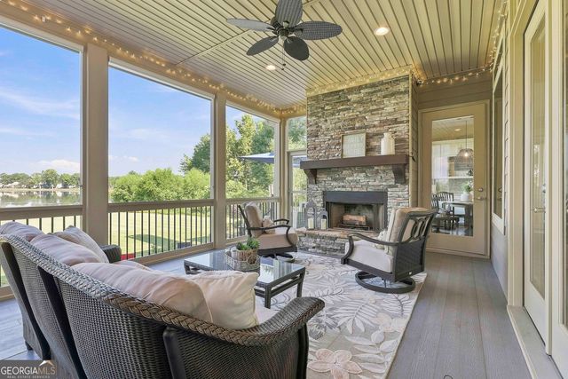 402 Vanderbilt Parkway, Newnan, GA 30265